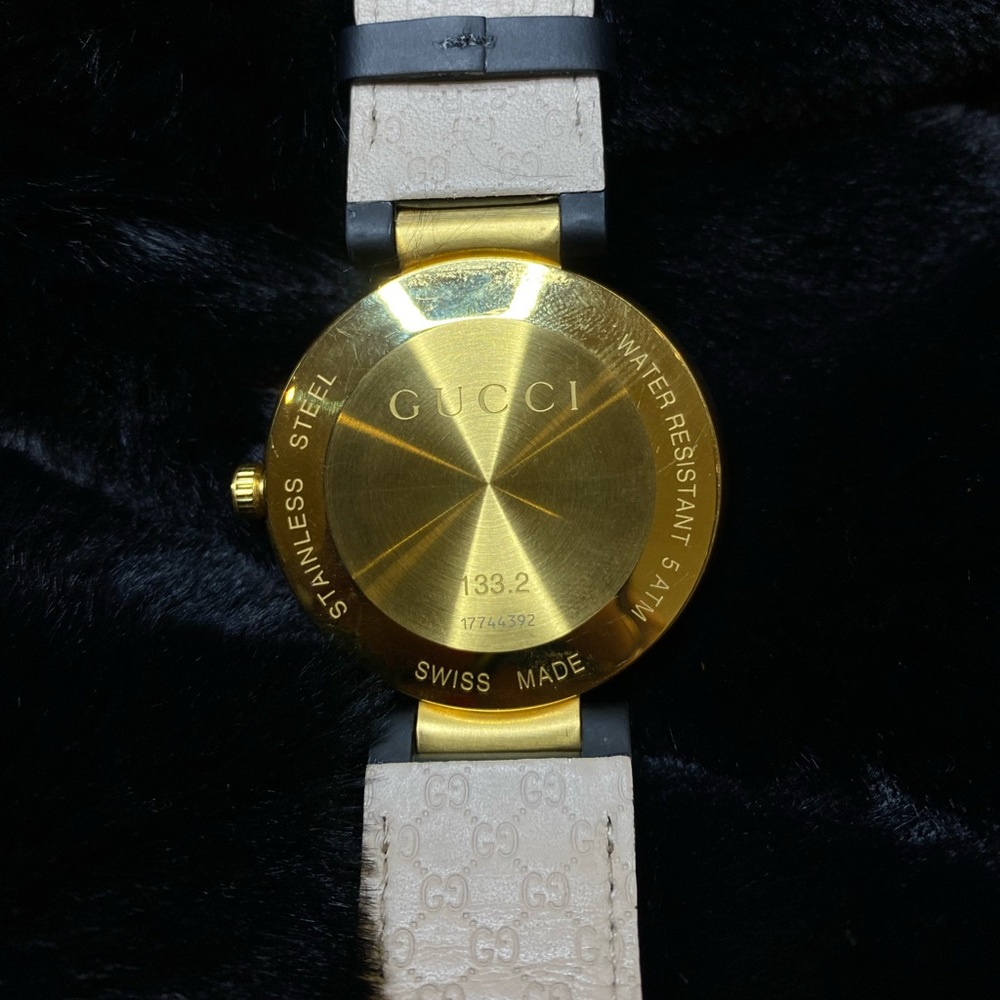Gucci Watch - Picture 2 of 4